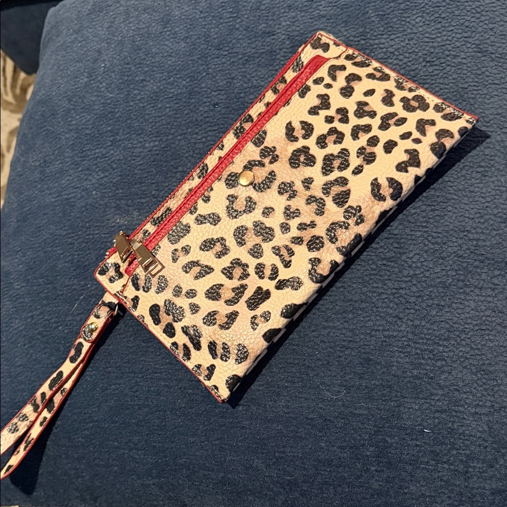 Leopard Print Wristlet Wallet